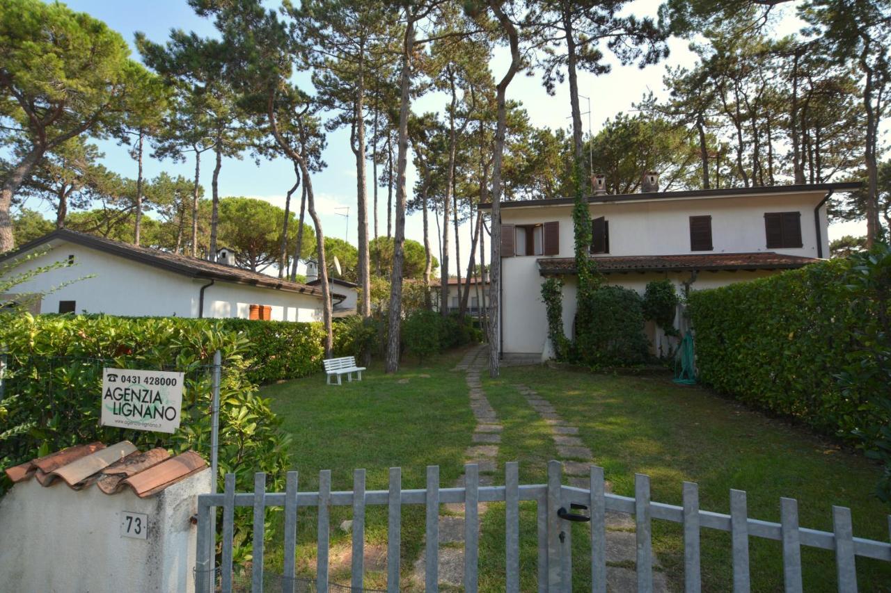 Villa In Lignano Riviera Comfortable Линьяно-Саббьядоро Экстерьер фото